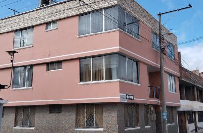 Casa Entera de 4 pisos